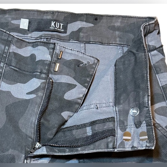 Kut From The Kloth Skinny Jeans Black Camo Women’s Size 6 - Picture 3 of 8